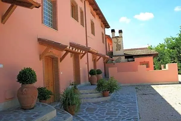 Acomodação com café da manhã  Sant'alessandro 4*